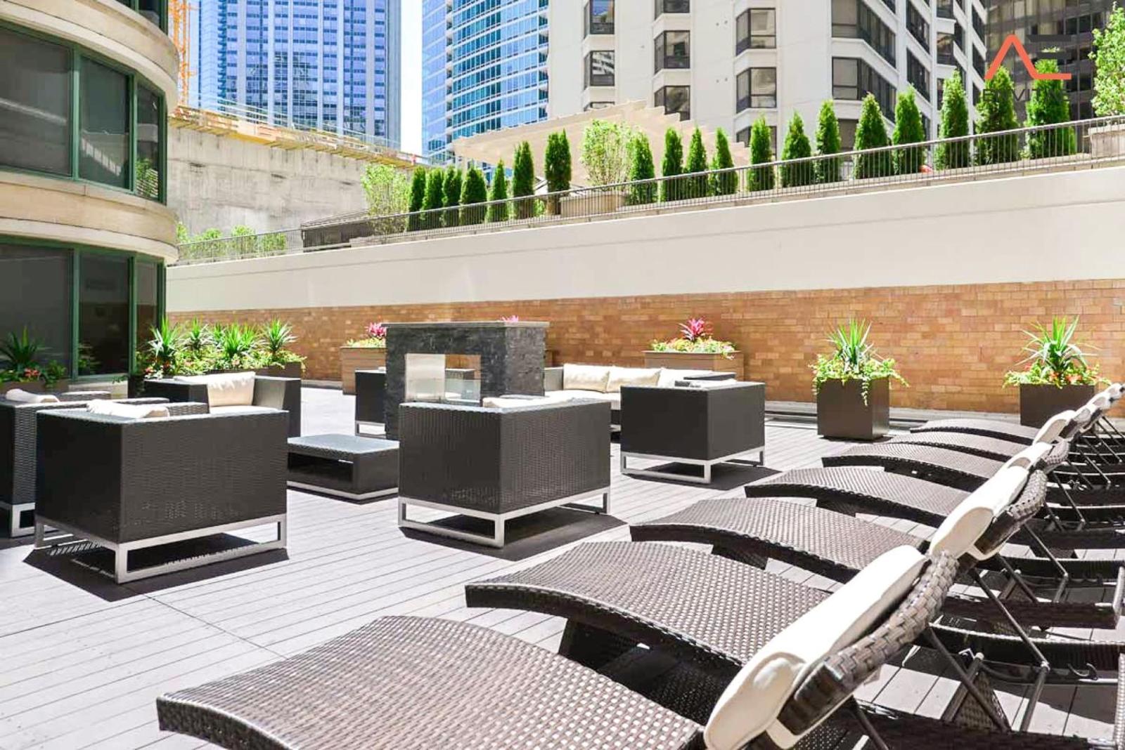 ENVITAE 3BR Spacious Lux Skyview Of Navy Pier Main image 1